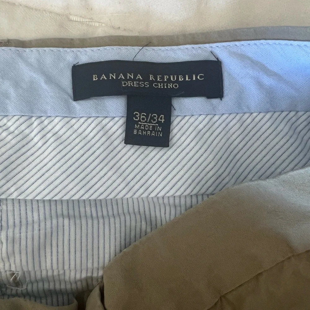 Banana Republic Men's Classic Chino Dress Pants in dark khaki or olive